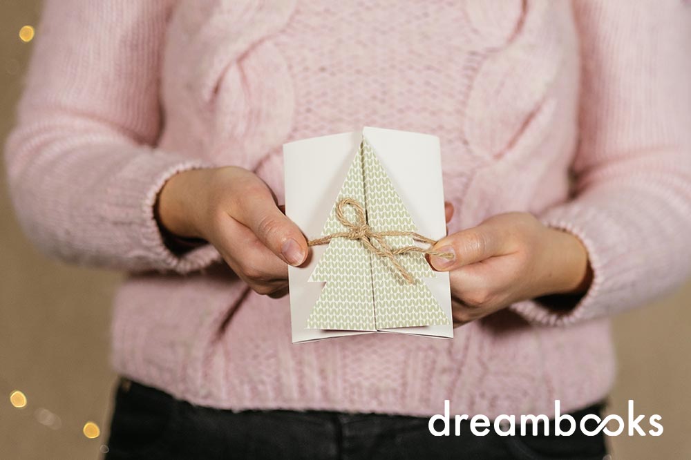 Transforme um Álbum de Fotos Pré-Pago num presente de Natal especial com a ajuda dos nossos modelos de cartões Pré-pago como presente de Natal